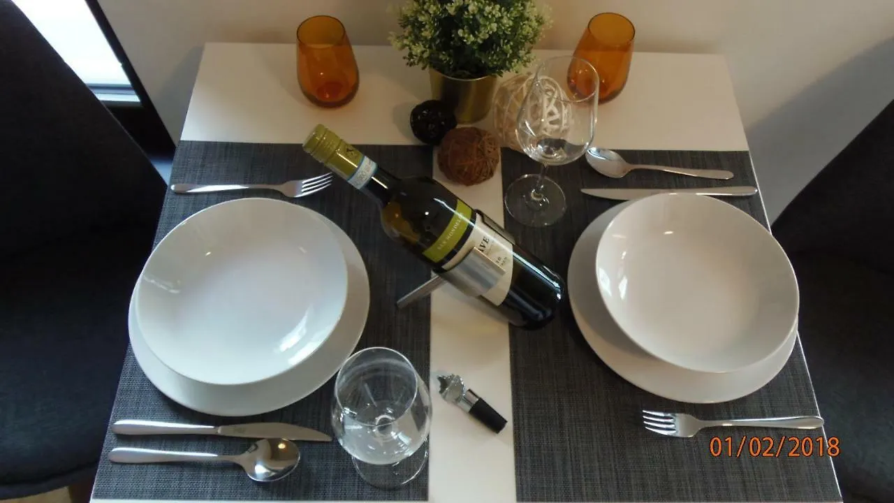 Apartamento Atelier Marina Island Hotel Praga República Checa